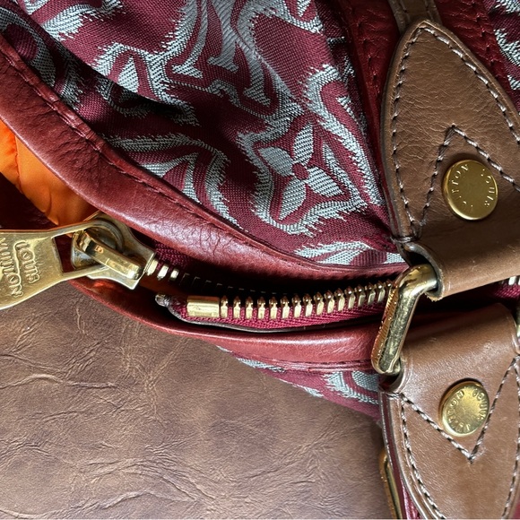 Louis Vuitton Limited Edition Monogram Aviator Bag in Bordeaux Red - PRISTINE - Picture 13 of 13